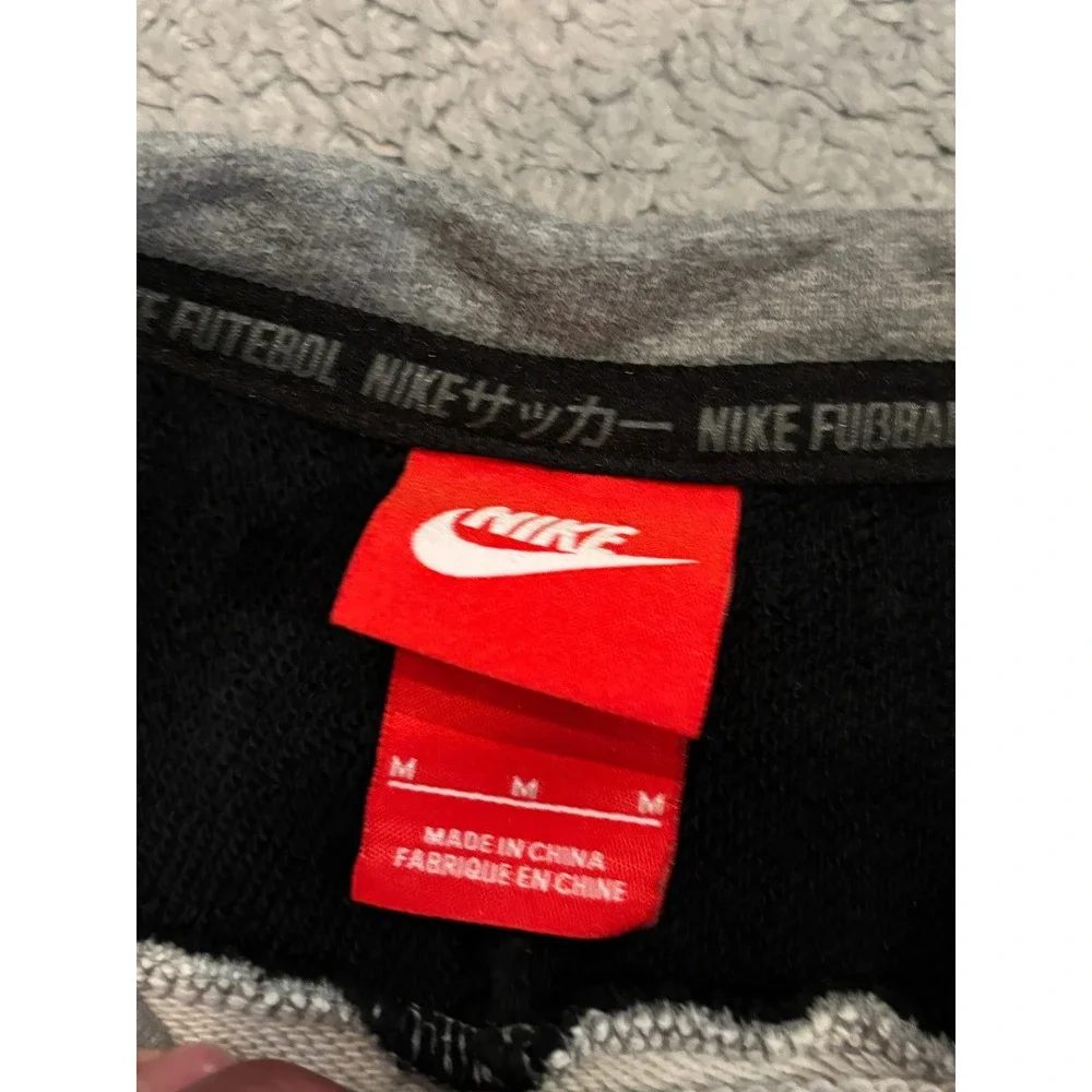 Nike FC Football Club Soccer Sweatshirt Grey Black Crewneck 802427-091 Mens M
